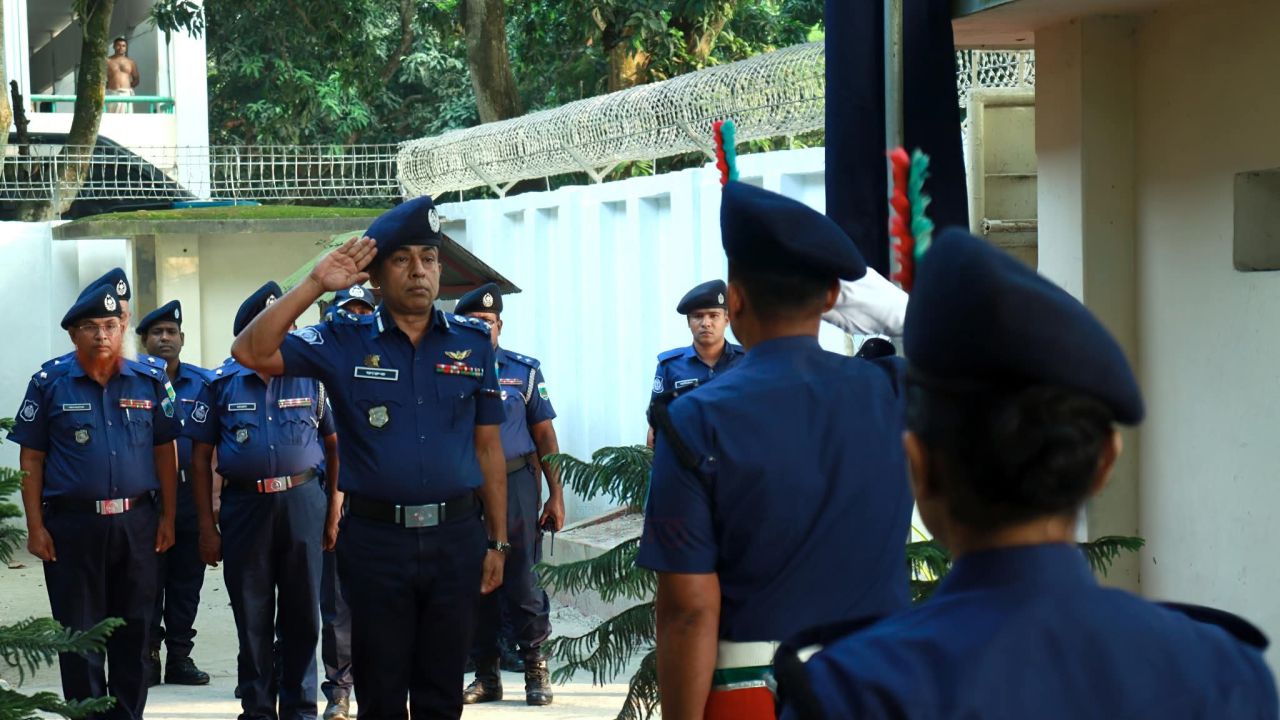 পুলিশ সুপার মহোদয়ের রিজার্ভ অফিস পুলিশ লাইন্স সিরাজগঞ্জ বার্ষিক পরিদর্শন।