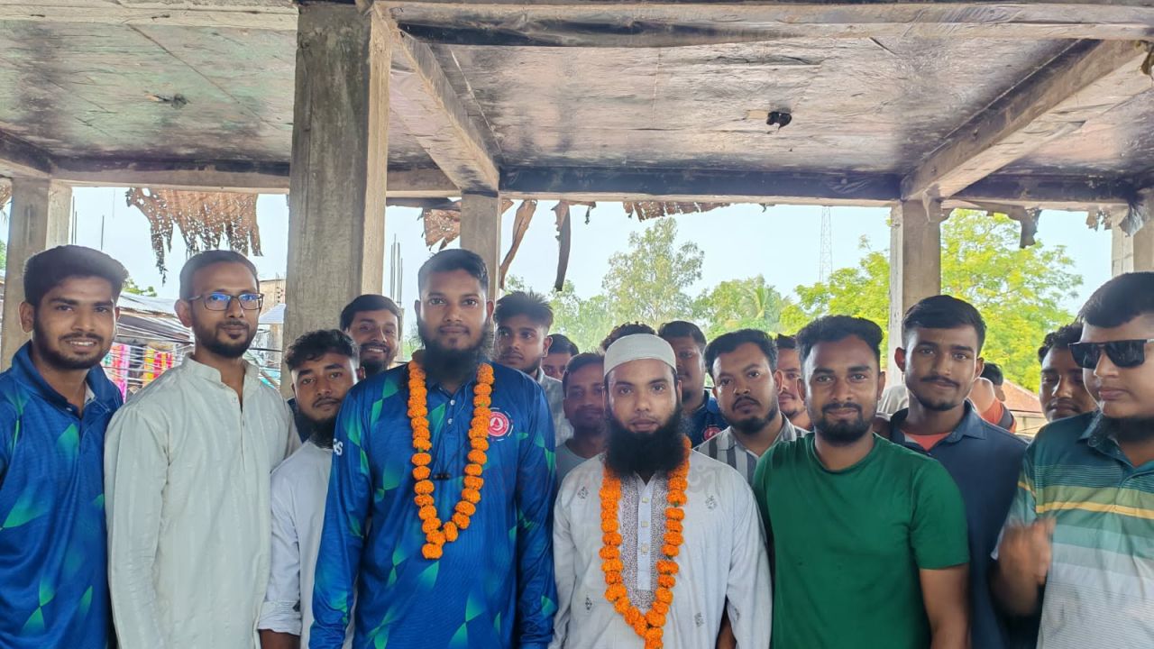 তাড়াশে স্বেচ্ছায় রক্তদান সংগঠন নতুন কমিটি  সভাপতি নবীন শরীফ ও সাধারণ সম্পাদক নাঈম হোসাইন মুন্না