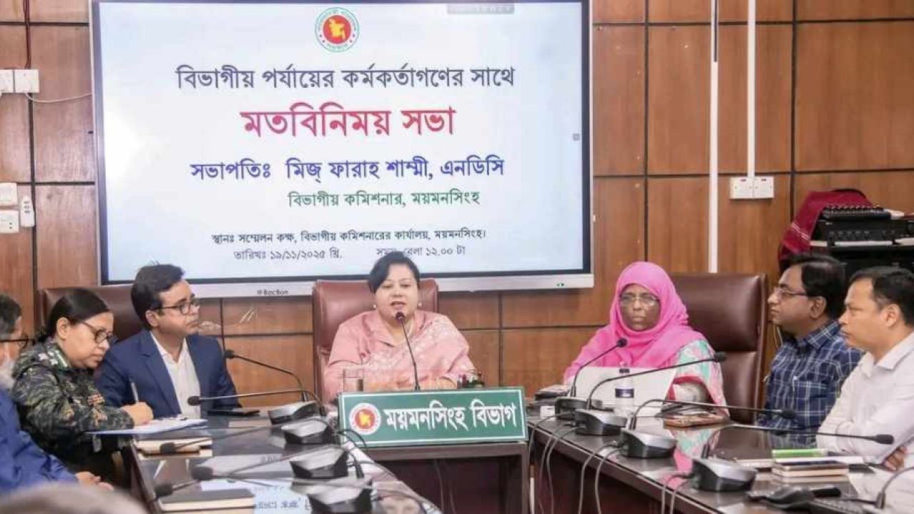 জনগণের সর্বোচ্চ সেবা দেওয়াটাই দেশপ্রেম  বিভাগীয় কমিশনার
