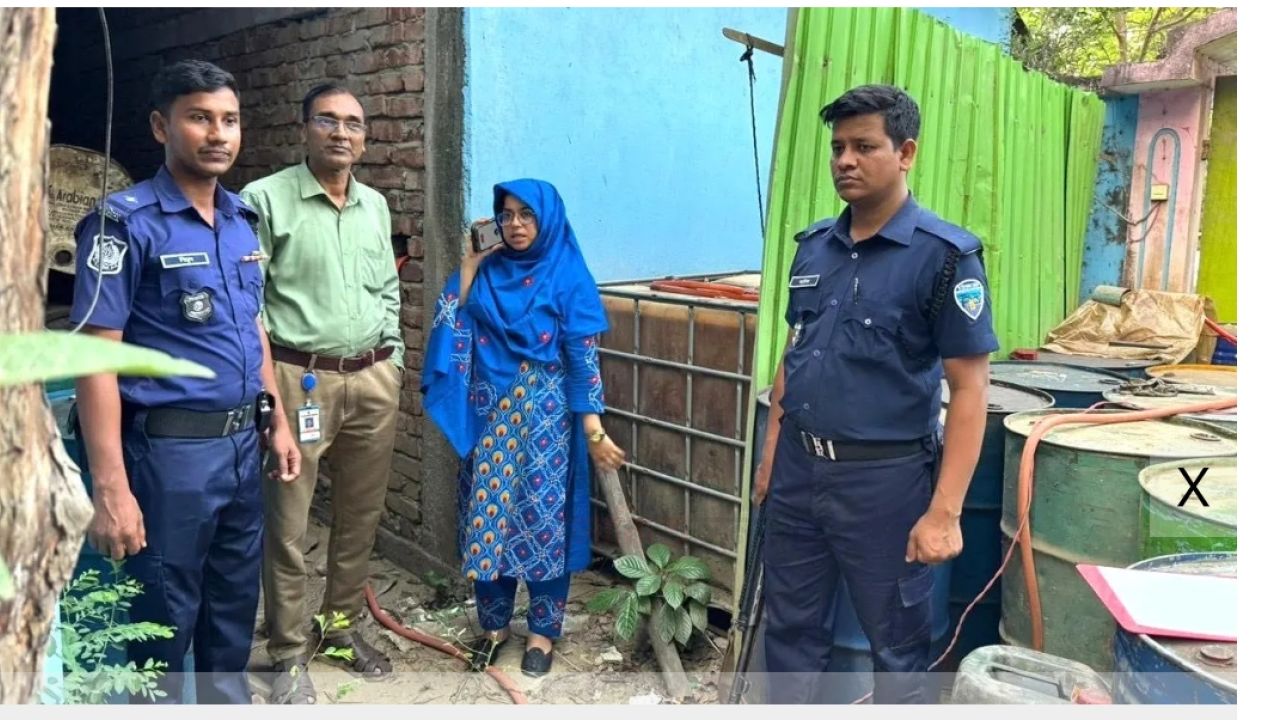 ব্যবসায়ীর বাড়ি থেকে সাড়ে ৫ হাজার লিটার তেল জব্দ।