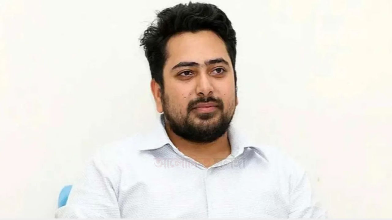 আ.লীগের রাজনীতিকে ফিরিয়ে আনার সুযোগ রাখা হচ্ছে : নাহিদ।