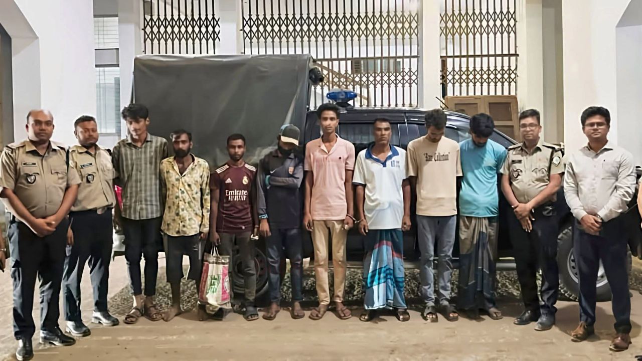 বগুড়ায় মাদকবিরোধী টাস্কফোর্সের অভিযান: গাঁজা ও ট্যাপেন্টাডলসহ ৮ জন গ্রেফতার, ভ্রাম্যমাণ আদালতে সাজা