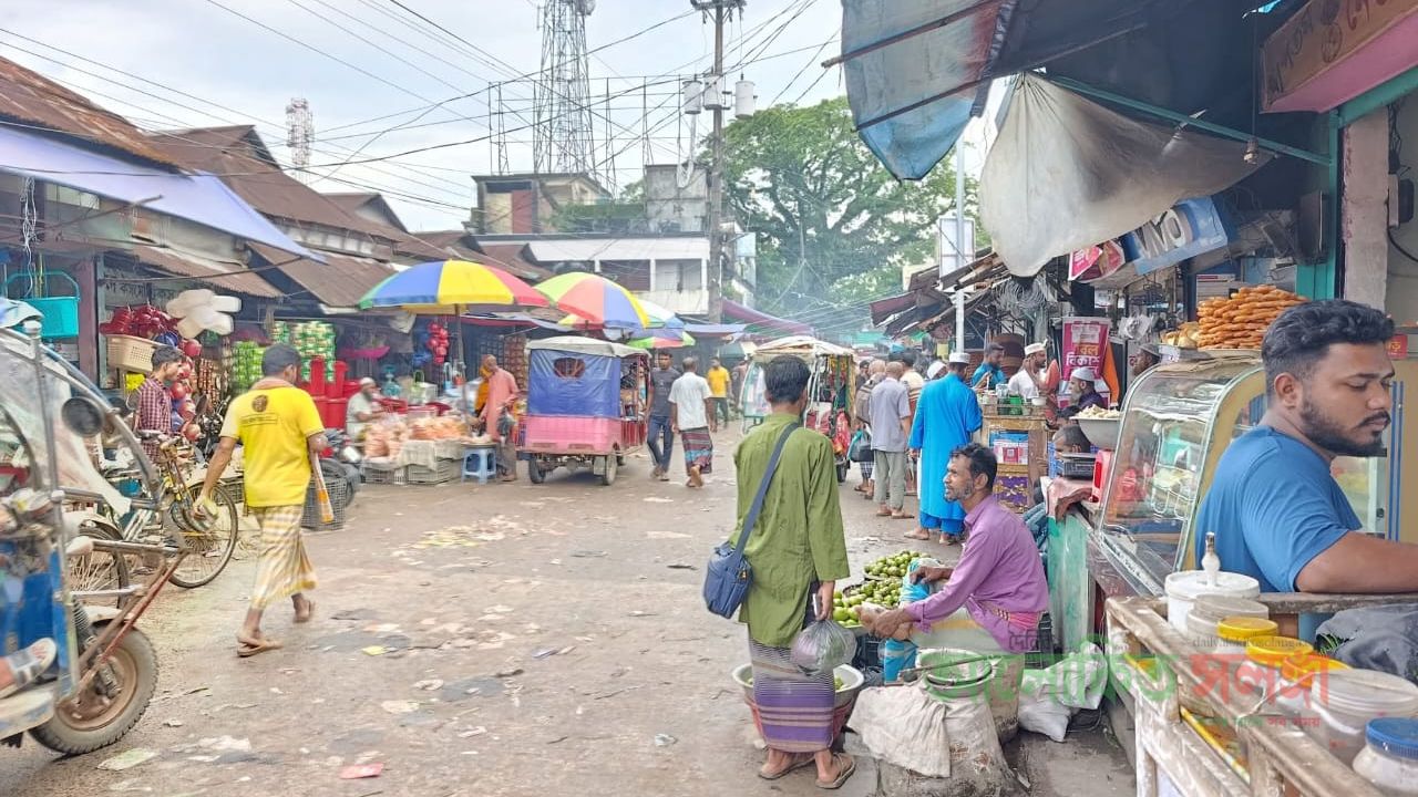 তাহিরপুরে গুদাম থেকে ২০ লাখ টাকার মালামাল লুটপাট করার অভিযোগ