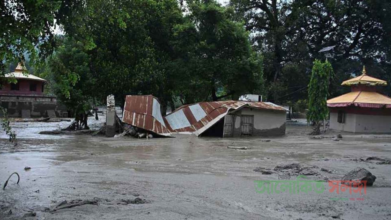 নেপালে ভয়াবহ পাহাড়ি ঢলে নিহত বেড়ে ১০০