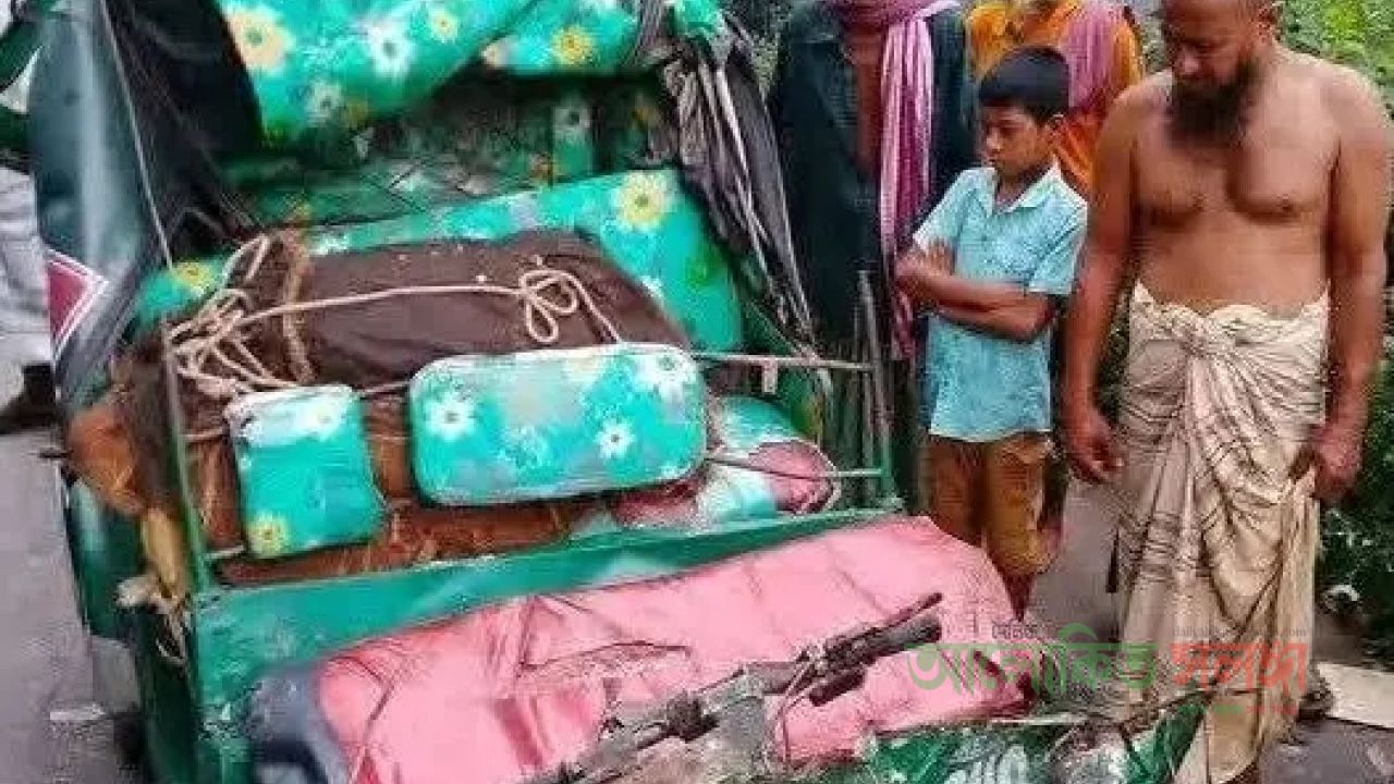 শিয়ালকোল বহুতীতে দাঁড়িয়ে থাকা ট্রাকে সিএনজির ধাক্কা, দুইজন নিহত ! 