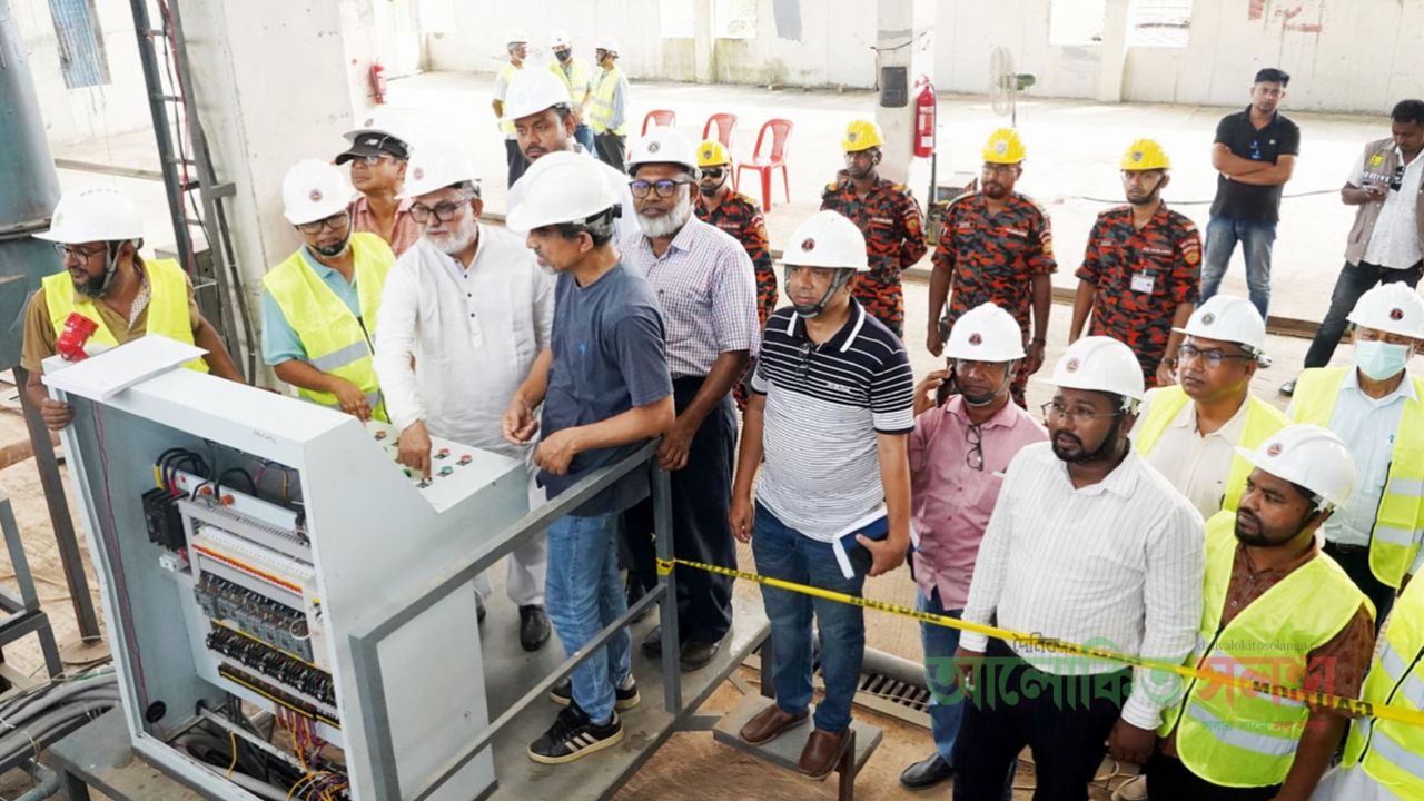 কেসিসি’র নির্মাণাধীন বর্জ্য রিসাইকিং প্লান্টের মেশিনারিজ পরীক্ষামূলক চালু