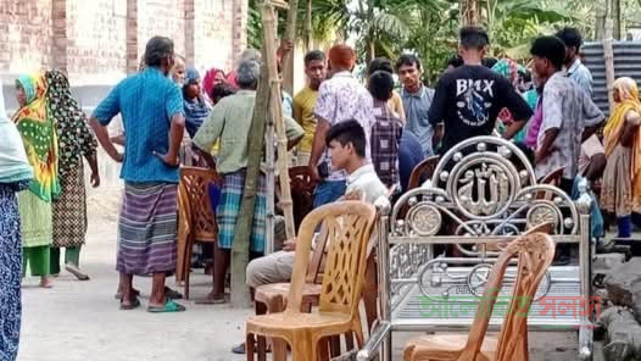 চিরিরবন্দরে নানীর বাড়িতে পুকুরের পানিতে ডুবে শিশুর মৃত্যু