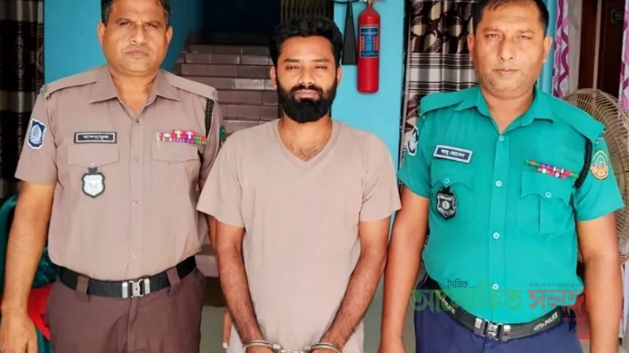 হারাগাছে চুল ছিনতাই অভিযোগে আসামি গ্রেপ্তার