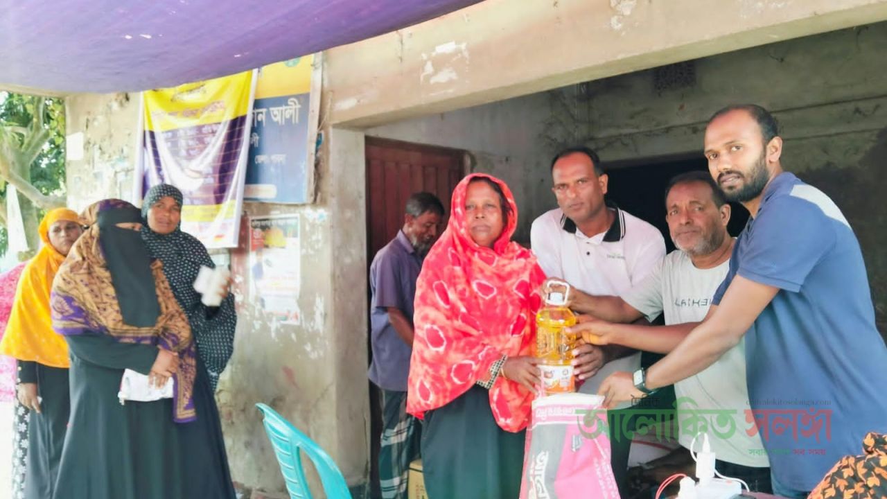 ভাঙ্গুড়ায় টিসিবির ১হাজার ২২৮টি কার্ডের টিসিবি পণ্য বিতরণ