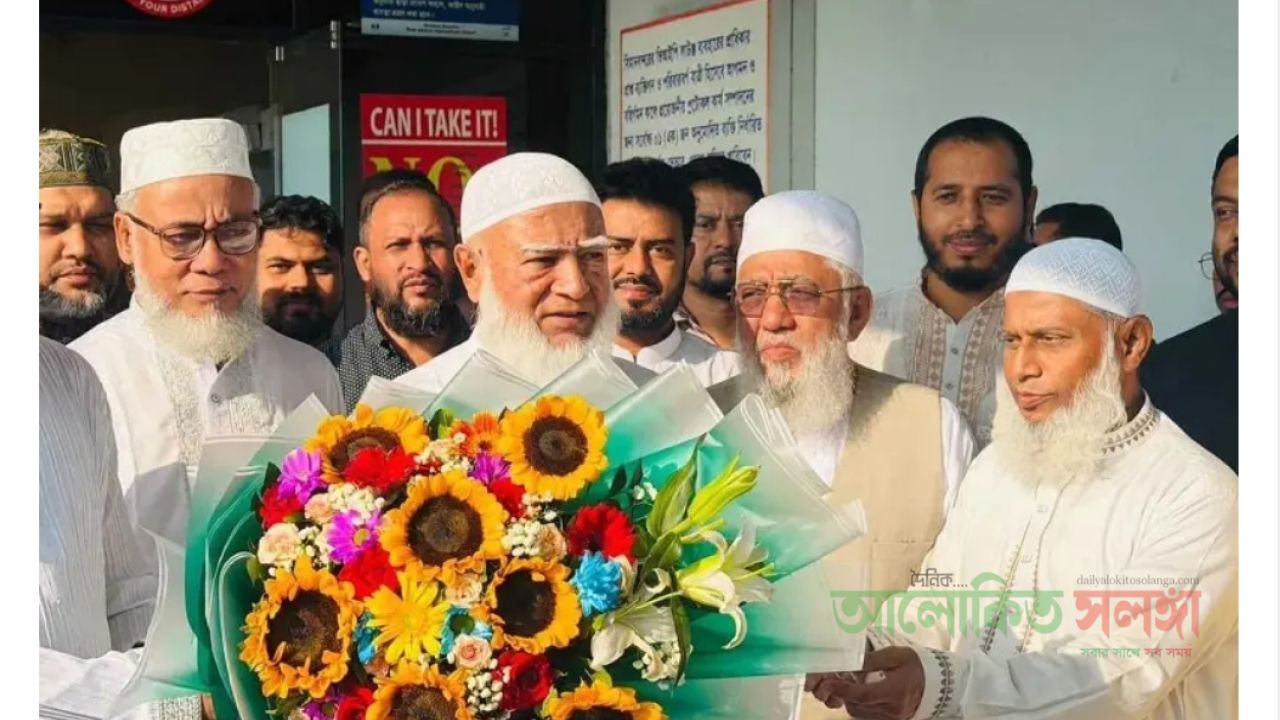 চট্টগ্রামে পৌঁছেছেন জামায়াত আমির