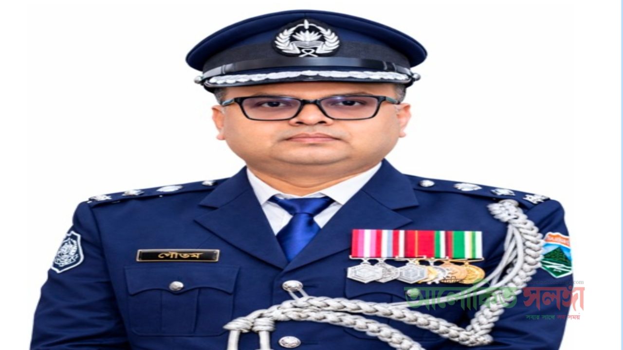 চাঁপাইনবাবগঞ্জে শারদীয় দুর্গাপূজা শান্তিপূর্ণভাবে সম্পন্ন  কৃতজ্ঞতা ও অভিনন্দন পুলিশ সুপারের