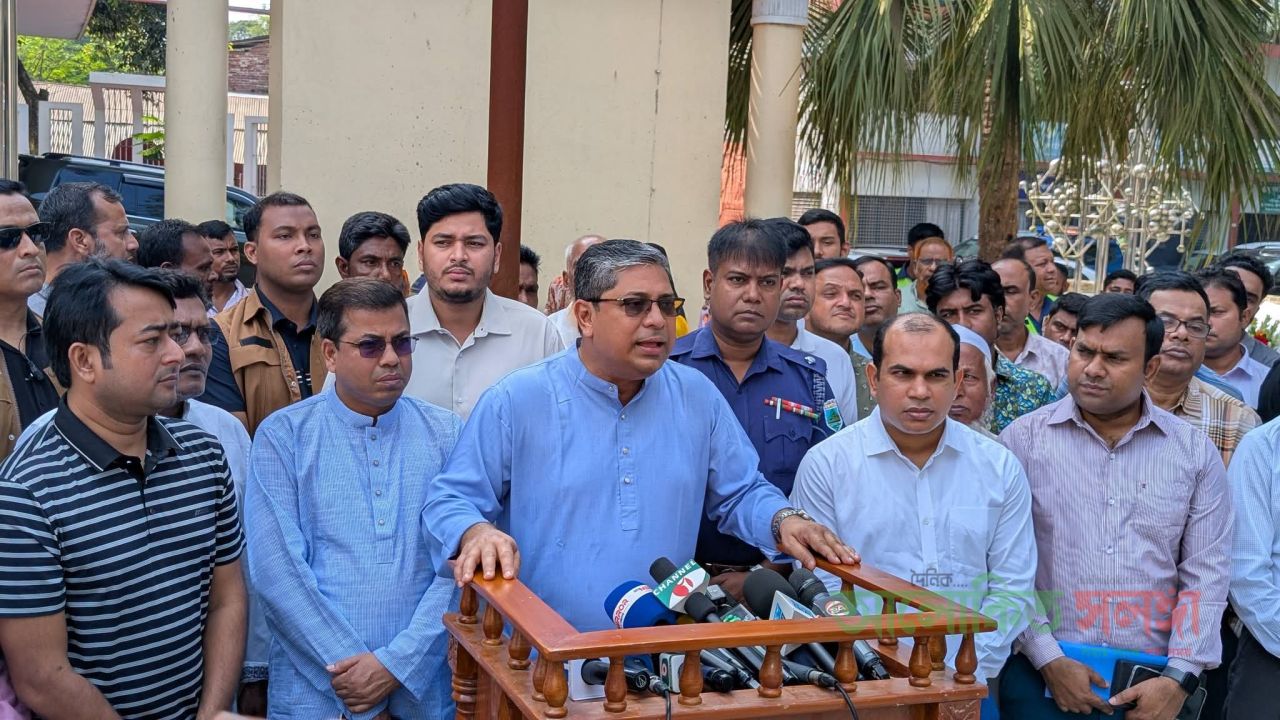 জুলাই স্মৃতিস্তম্ভের উদ্বোধনী অনুষ্ঠান নিয়ে বিরোধী দল ধোঁকাবাজি করেছে- প্রতিমন্ত্রী মীর শাহে আলম এমপি 
