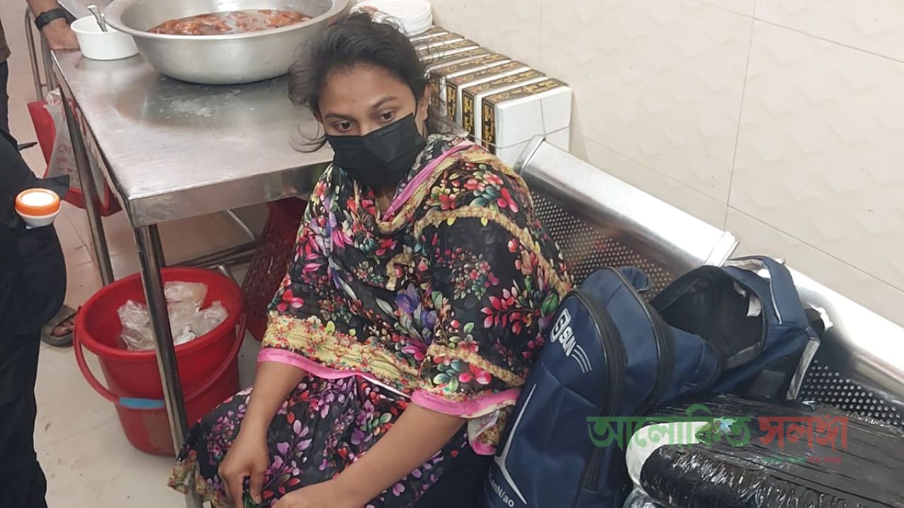 গোপালগঞ্জে সাড়ে ৭ কেজি গাঁজাসহ নারী আটক