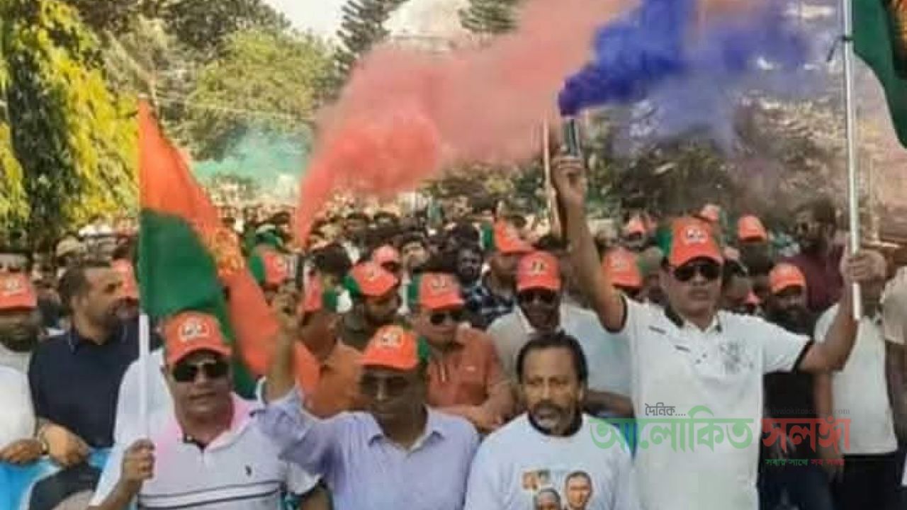সিরাজগঞ্জে বর্ণাঢ্য আয়োজনের মাধ্যমে  যুবদলের ৪৮তম প্রতিষ্ঠাবার্ষিকী পালিত