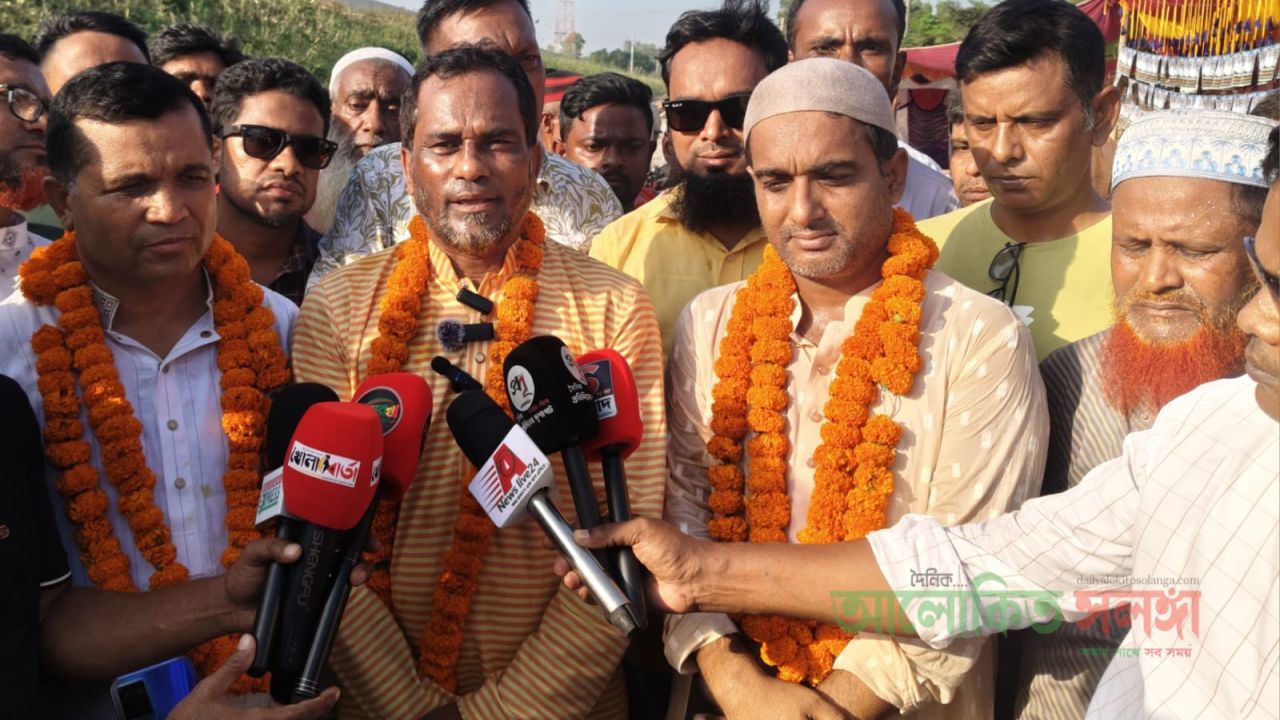 রায়গঞ্জে ইটভাটা মালিক সমিতির নির্বাচন সম্পন্ন :  সভাপতি হানিফ,সা:সম্পাদক জুবায়ের 
